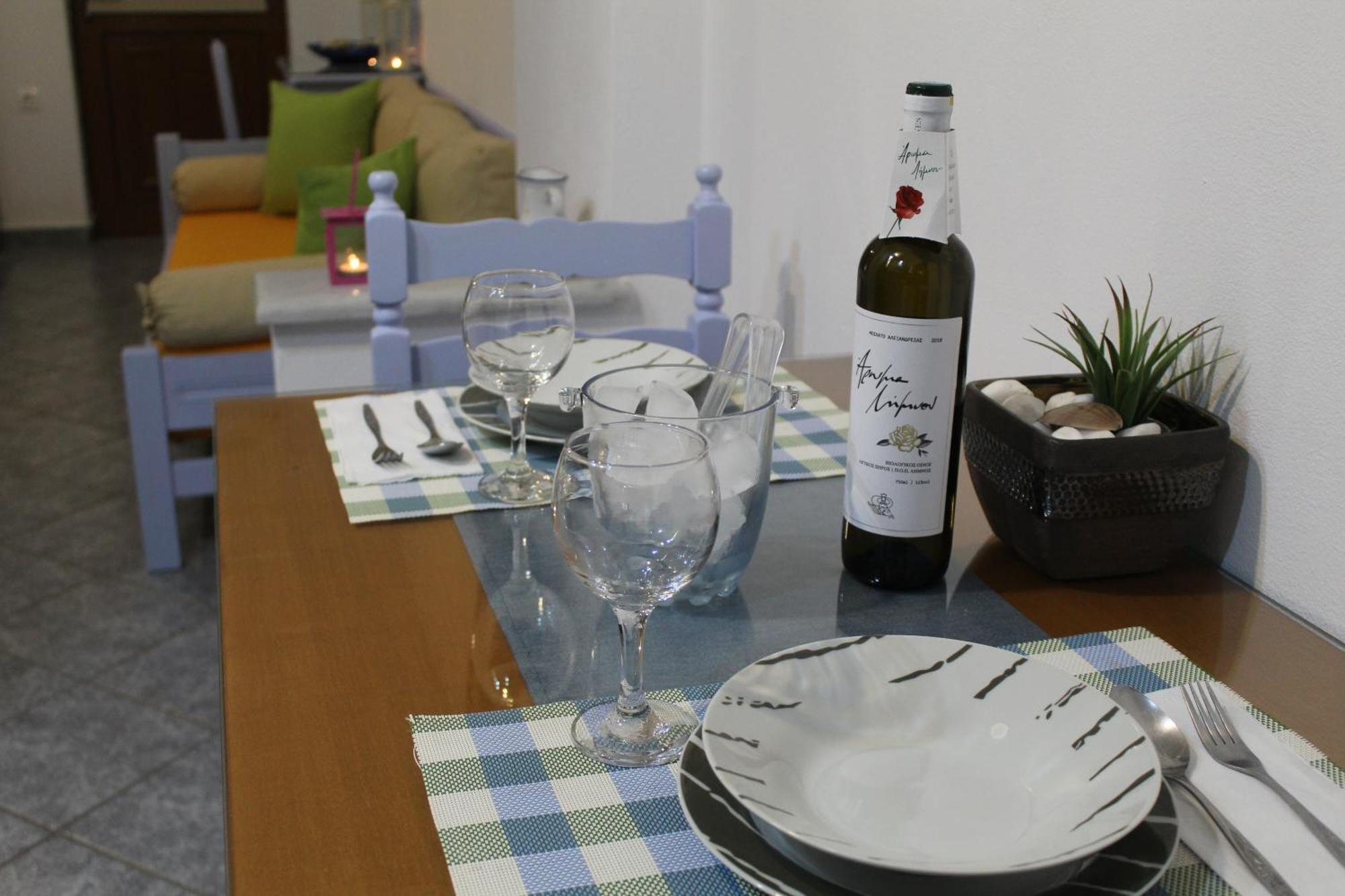 Vakis Apartments Romanon Экстерьер фото